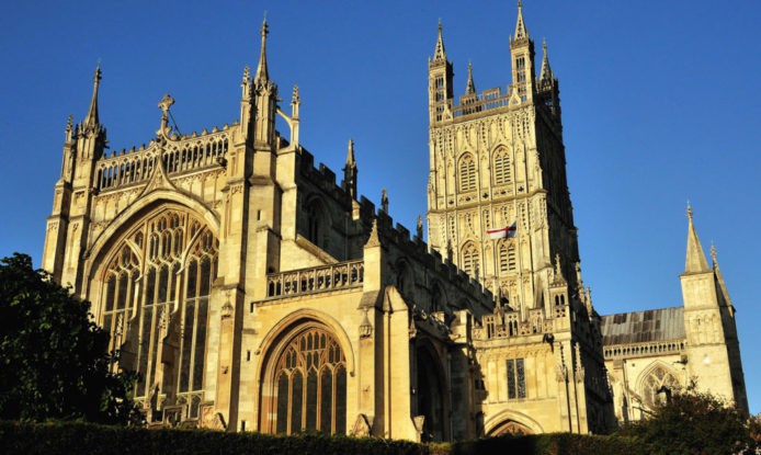 哈利波特電影場景   千年歷史教堂為減碳出分力