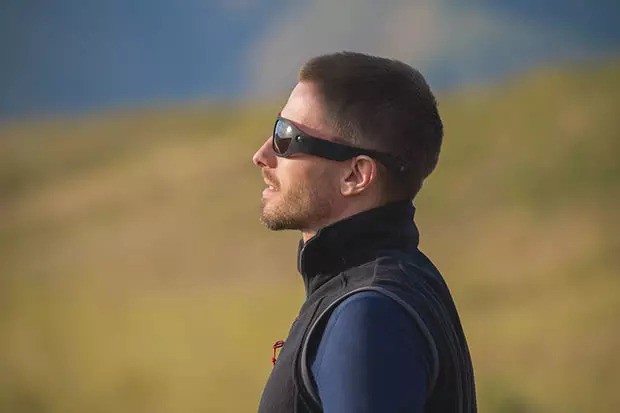 內置 360 度全景相機   ORBI Prime 太陽眼鏡登場