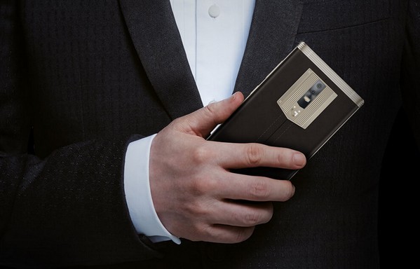 頂級版本叫價接近 2 萬港元！Gionee 發表全新 M2017 配備 7,000 mAh 電池