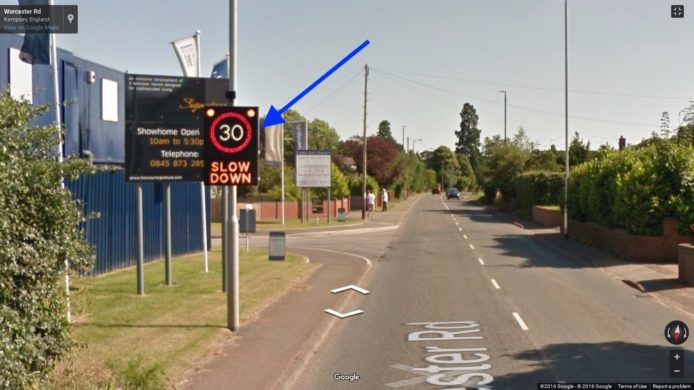 斷正！Google 街景車拍下超速證據