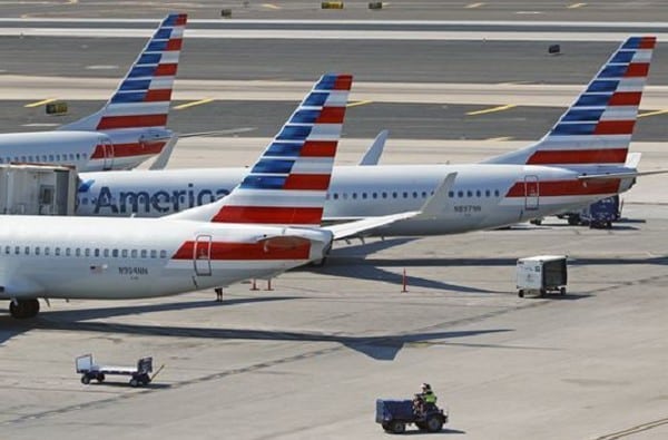 美國鳳凰城氣溫升到 49 度！大批航班熱到無法起飛被迫取消