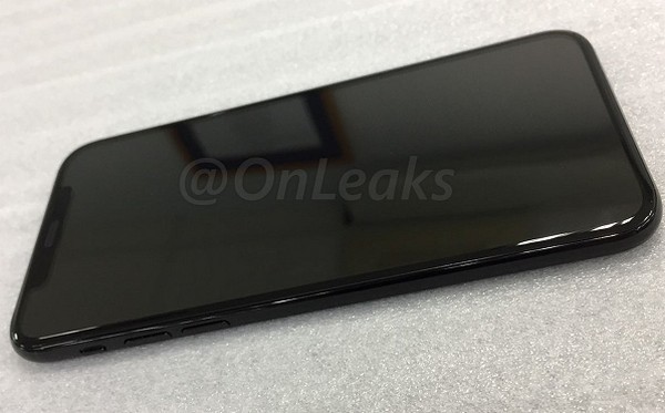 iPhone 8 首款原型機曝光！全熒幕設計機背不設 Touch ID