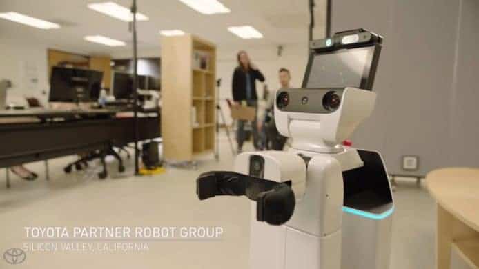 Toyota 研發機械人   助肢體傷殘人士改善生活