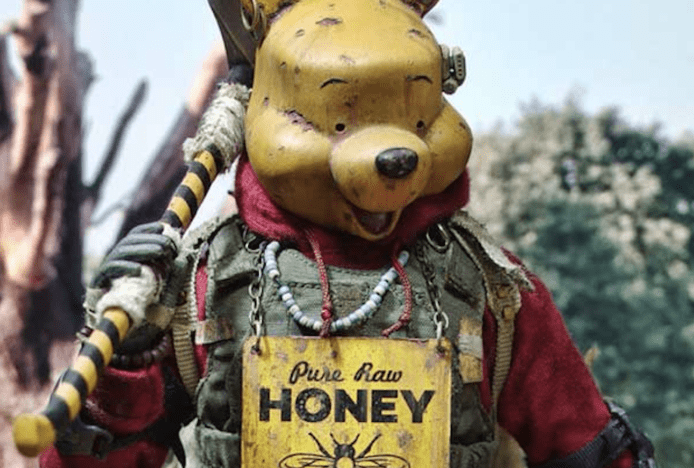 小熊維尼模型魔改裝成戰場的勇者　實在太型網民瘋傳