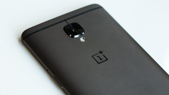 OnePlus 「一鍵後門」用戶資料紀錄全知曉　高通：「與我無關」