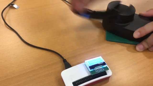 挖掘Bitcoin要用人手挖才過癮！日本人自製手動挖礦機