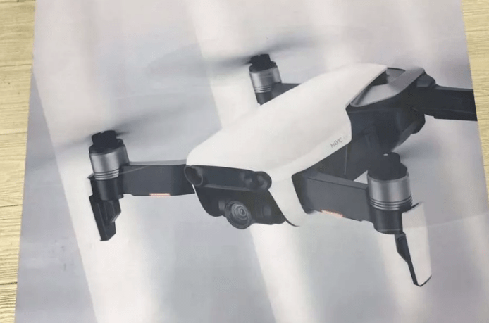 DJI Mavic Air 實體照流出 　新航拍機集 Spark 及 Mavic Pro 優點