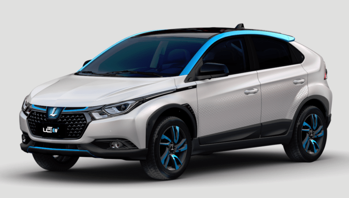 首部台灣製純電動汽車 Luxgen U5 EV+ 現身台北車展