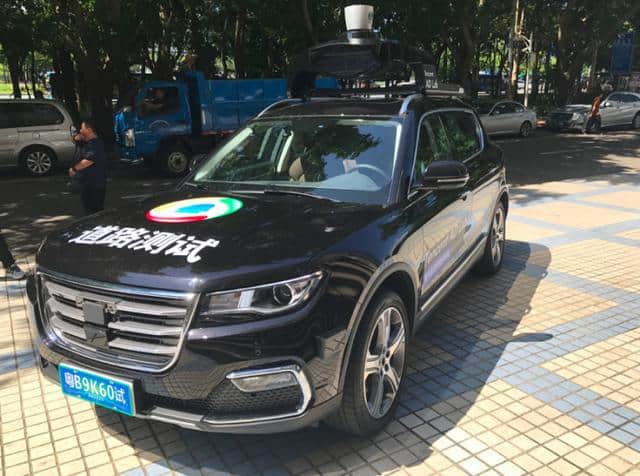 騰訊自動駕駛車獲政府發牌　網民：路人要小心