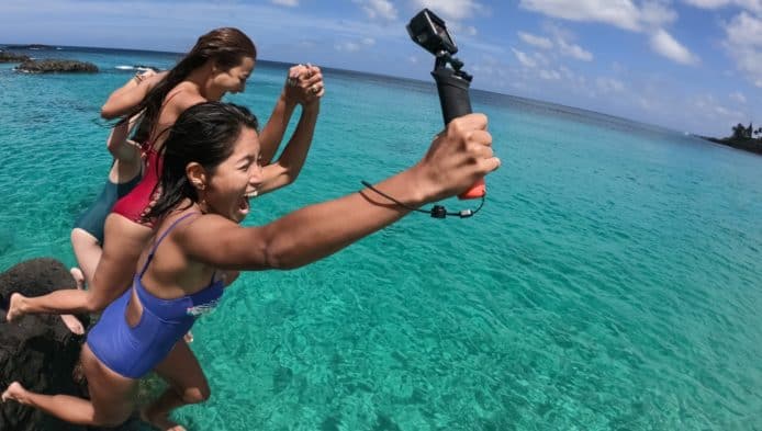 GoPro 夏季限時優惠 買 HERO5 Black 送 Shorty 迷你延長杆 + 三腳架