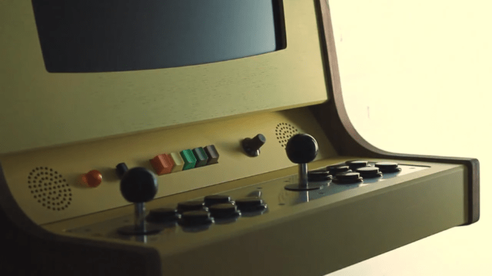 【有片睇】瑞典設計師推木製街機　經典機款復古之選