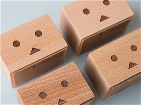 紙箱人木紋裝飾藍牙喇叭　可愛實用      一對用享受立體聲