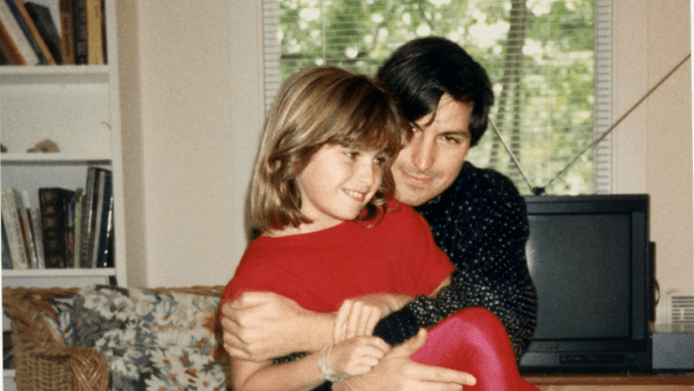 《Small Fry》喬布斯女兒下月出書透露　「電腦是我與父親的連結」