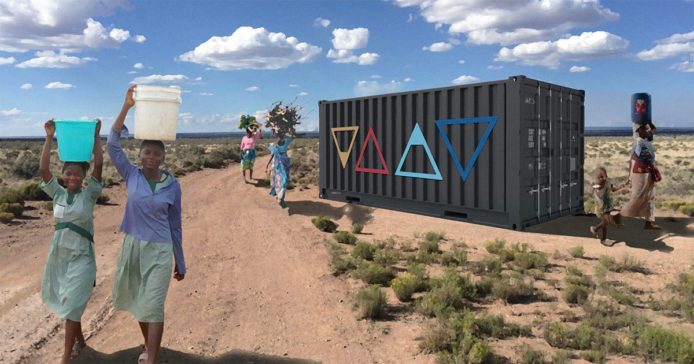 貨櫃箱內用空氣 日製 2000 公升水   每 L 成本低於美金 2 仙