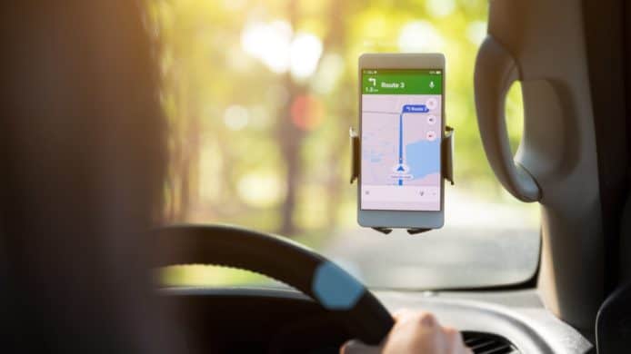 引入社群元素   Google 地圖測試快相位報料功能