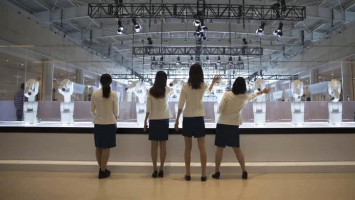 【有片睇】為機械人加入肢體語言　設計師：冀改變人類與機械的關係