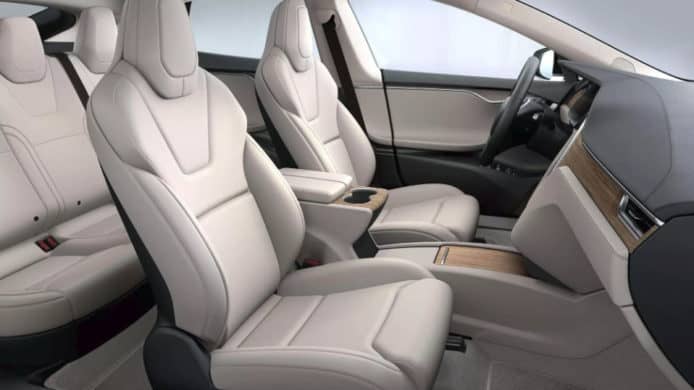 Tesla 推防盜系統升級　運動感應器預防偷車