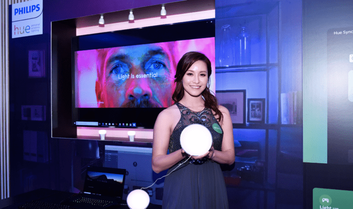 Razer x Hue Sync 變幻顏色智能燈　與影片、遊戲連動