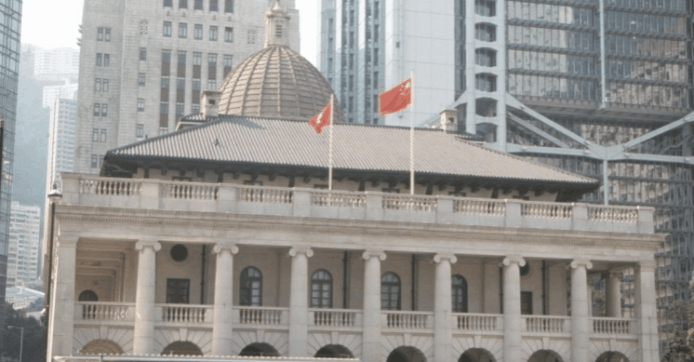 「不誠實使用電腦罪」受挑戰　法官：用自己手機電腦不叫「取得使用」