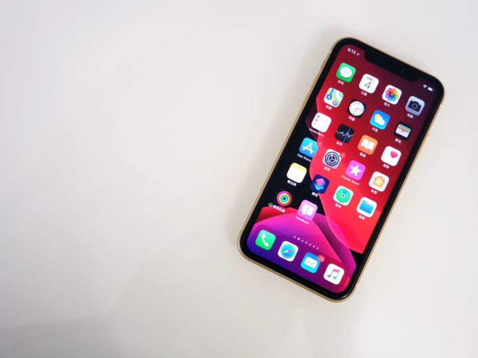 【iOS 13】 beta 實試    黑夜模式好用 + 更智能化多步動作 Siri 捷徑