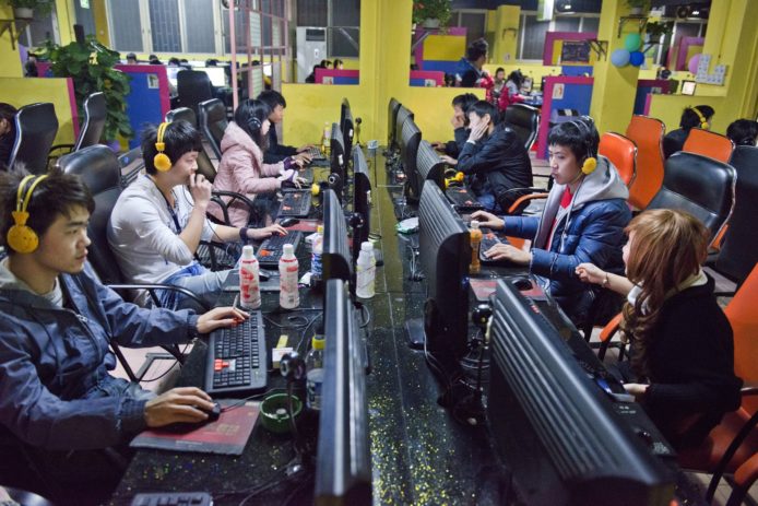 中國官方互聯網發展統計報告   揭僅有 61.2% 人口上網