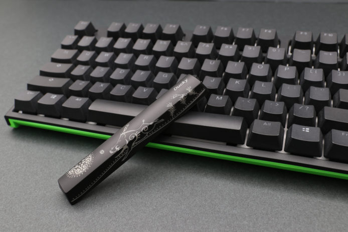 Ducky One 2 RGB Razer Edition　RGB 燈光 + Razer 機械式綠軸