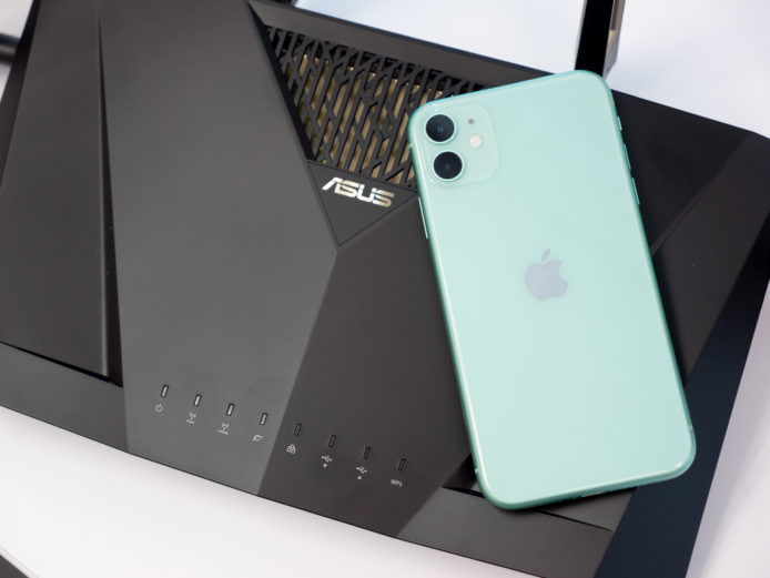 ASUS RT-AX88U 路由器　支援 WPA3 加密 iPhone 上網更安全