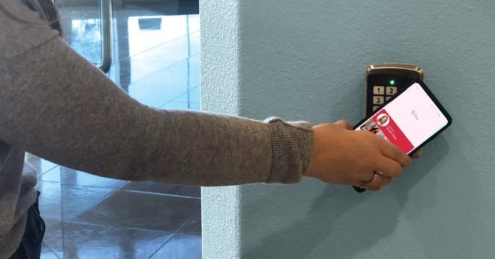 美國多間院校引進新科技   Google Pay 變學生證可當門禁卡使用和消費