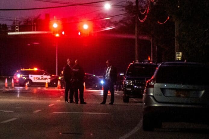 美國男子 Zoom 會議期間被兒子用刀捅死