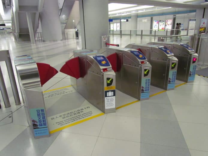 港鐵信用卡支付中銀中標　擊敗 VISA、Mastercard