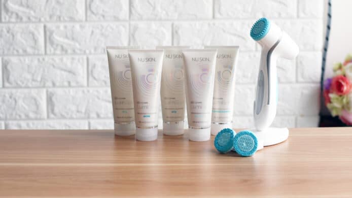 Nu Skin ageLOC® LumiSpa 科技護膚新體驗    早晚 2分鐘潔膚兼讓肌膚做運動