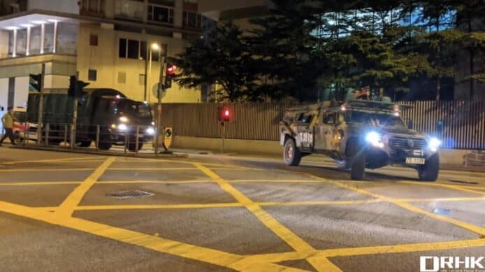 解放軍電子干擾裝置抵港？  記者手機、相機突停止運作