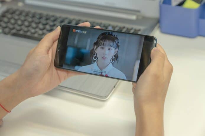 HUAWEI Video Watch & Win　日日睇片贏獎賞