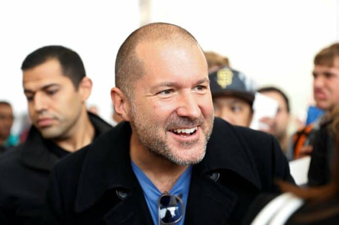 前 Apple 產品設計總監 Jony Ive 有著落   為 Airbnb 設計下一代產品與服務