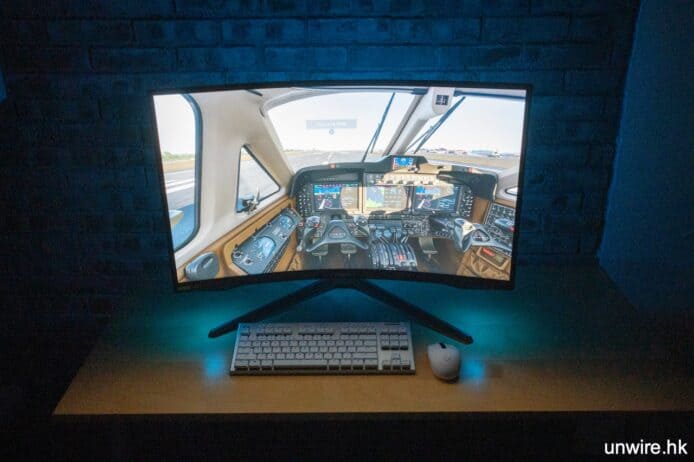 【評測】Samsung Odyssey G7 曲面熒幕  1000R 曲面包圍感十足 + 240Hz 超流暢