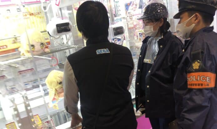 SEGA 夾公仔失敗報警  結果店員示範200次也夾不中