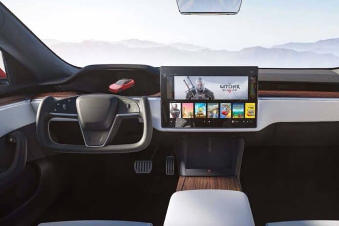 新蝴蝶形軚環過於激進   Tesla Model S 改版或提供傳統設計選擇