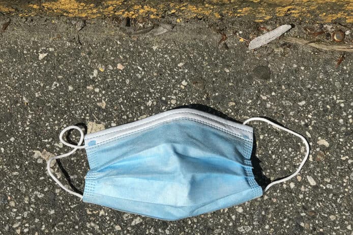 澳洲廢棄口罩公路   300萬個口罩便可建1km車路