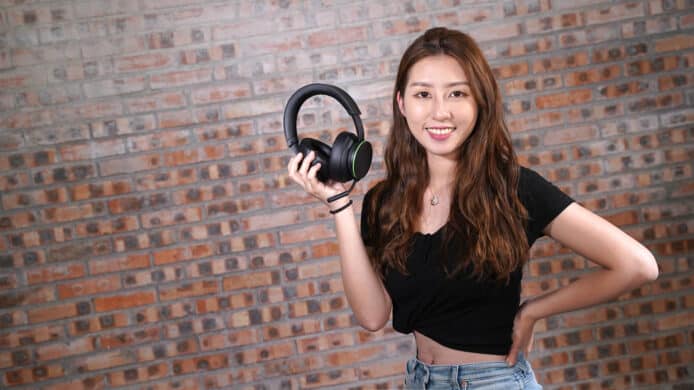 【實試】Xbox 無線耳機   轉盤式操作方便 + 雙裝置混音輸出