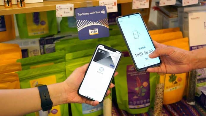 手機代替傳統卡機 + 易用安全　 Visa 支援 Tap to Phone 協助小型商戶收款更便利