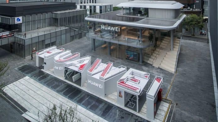 余承東兼任智能汽車部門 CEO   華為千間體驗店將兼賣電動車