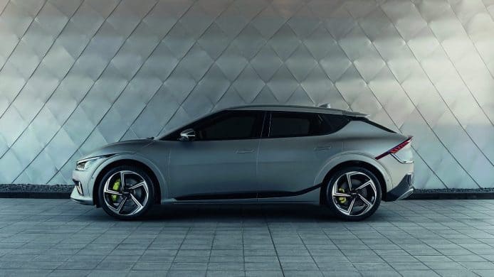 KIA 推廣專屬智能程式   買 EV6 電動車送 Apple Watch