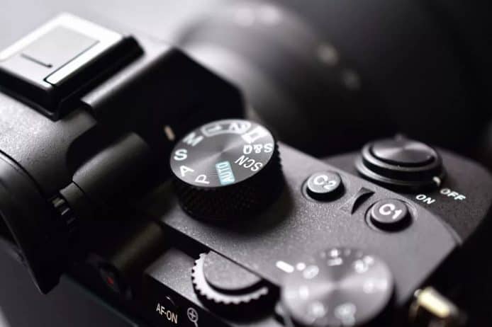 Sony下架a99II等單反相機   集中火力發展無反相機