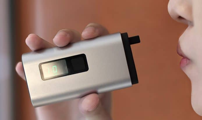 小米眾籌推出酒精測試儀　含多種汽車安全輔助工具