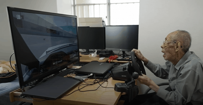 日本93歲長者在家一完賽車夢    漂移過彎仍有板有眼