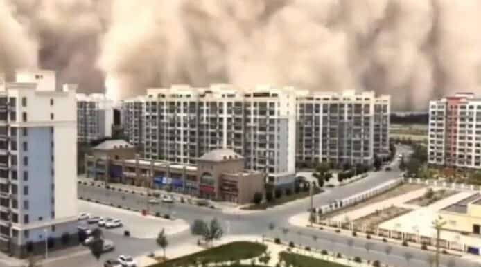 中國敦煌沙塵暴影片瘋傳【有片睇】高達百米猶如災難電影