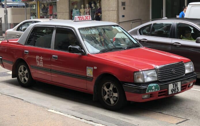 《安心出行》的士登記系統生效   浸大 AI 自動偵測用戶下車