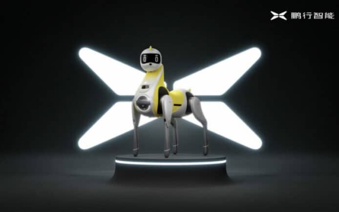 中國小鵬汽車全球首款智能馬    可騎乘 + 智能情感交互