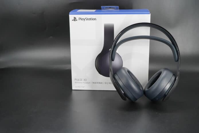 【實試】PS5 PULSE 3D 無線耳機     環迴立體聲 + 多種操作按鍵