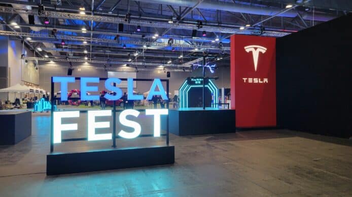 試駕 Model Y 長續航版     香港首個 TESLA FEST 展覽 + 體驗 Art Jamming 活動